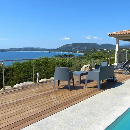 Magnifique Vue Et Piscine Chauffee A 250m De La Villa *