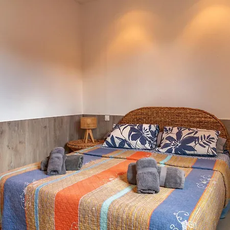 Magnifique Vue Et Piscine Chauffée à 250m De La Villa