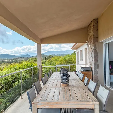 Magnifique Vue Et Piscine Chauffée à 250m De La Villa *