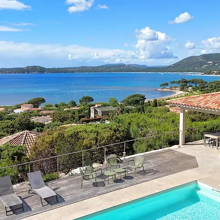 Magnifique Vue Et Piscine Chauffée à 250m De La Sainte-Lucie de Porto-Vecchio